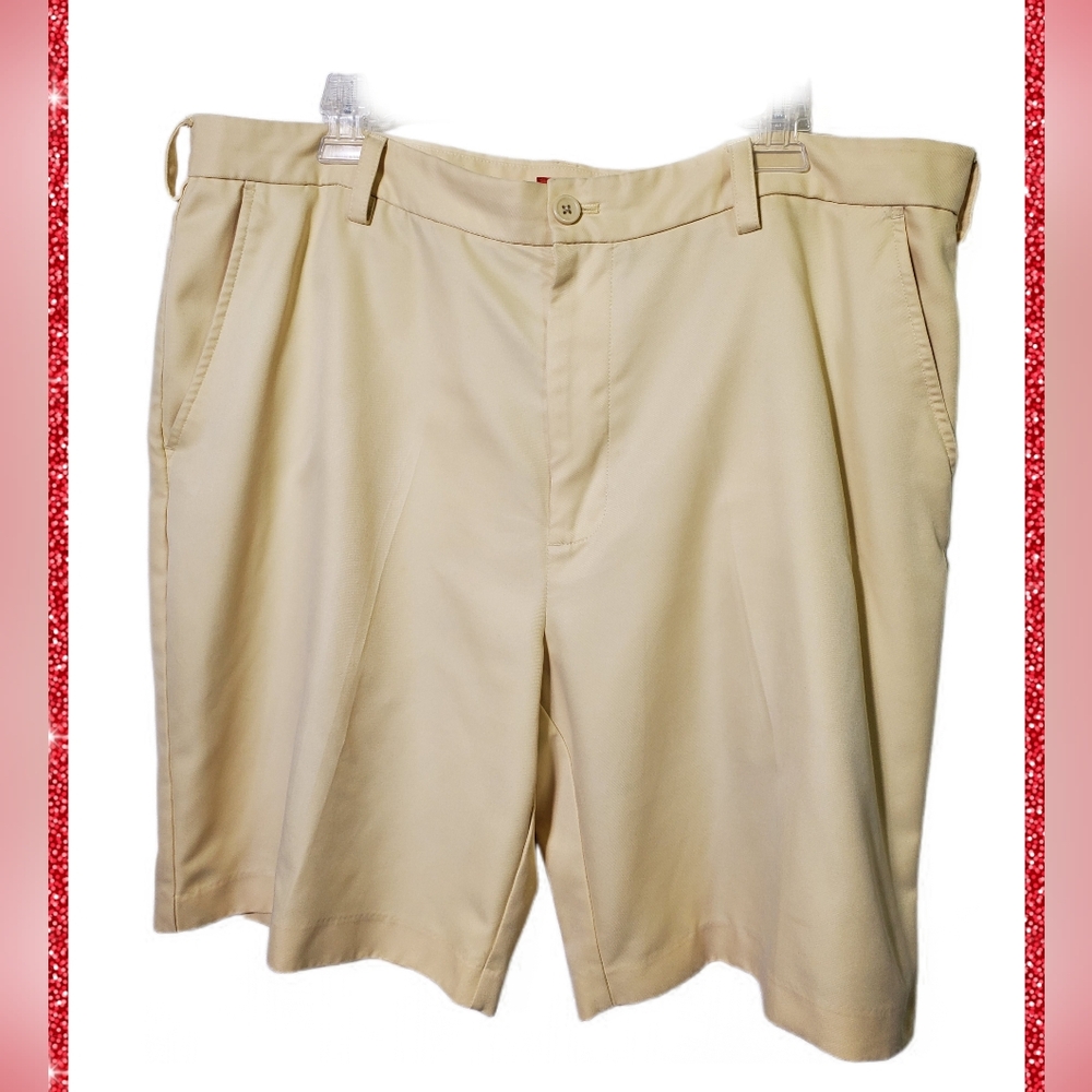 Izod Mens Casual Cream Tan Summer Shorts